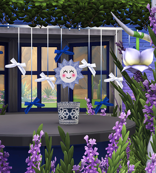 Sims 4 Curtains with bows + Sun plant at Soloriya