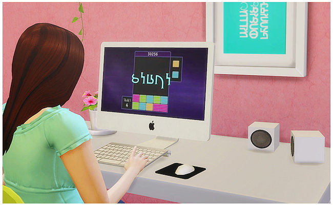 Sims 4 iMac working computer at Lina Cherie