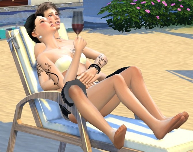 Sims 4 Romantic Hug Couple Pose 34 at Chaleara´s Sims 4 Poses