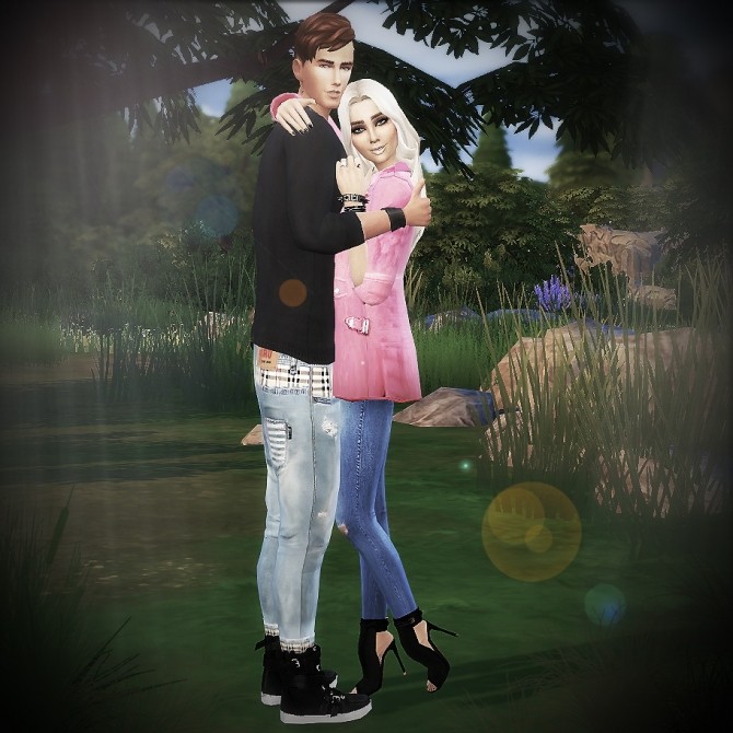 Sims 4 Couple pose set at Randomchick32