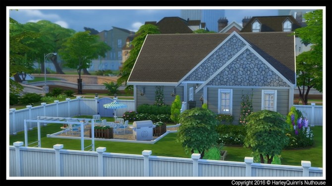 Sims 4 The Iris house at Harley Quinn’s Nuthouse