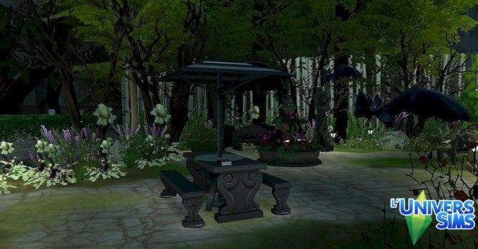 Sims 4 Castel de la Comtesse De Varney by Coco Simy at L’UniverSims