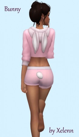 Bunny Sweater, Shorts and Cropped hoodie at Xelenn