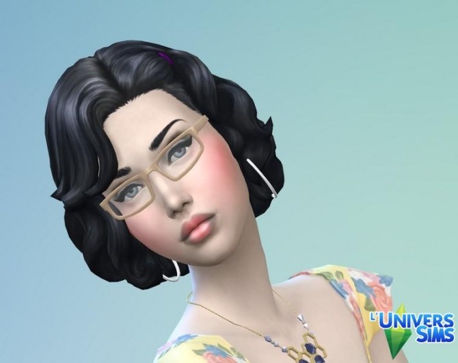 Sims 4 LAURA by chipie cyrano at L’UniverSims