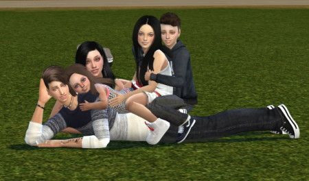 Family Portrait Posepack at Chaleara´s Sims 4 Poses