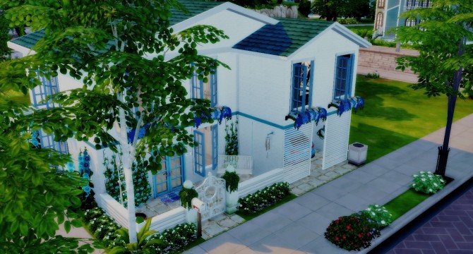 Sims 4 Small Family House at Lily Sims