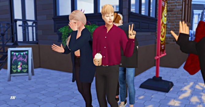 Sims 4 Celebrity in town poses at Simsnema