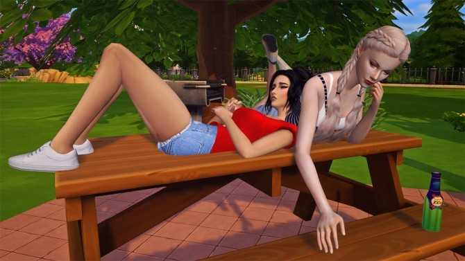 Sims 4 Picnic Table Chat Pose at Josie Simblr