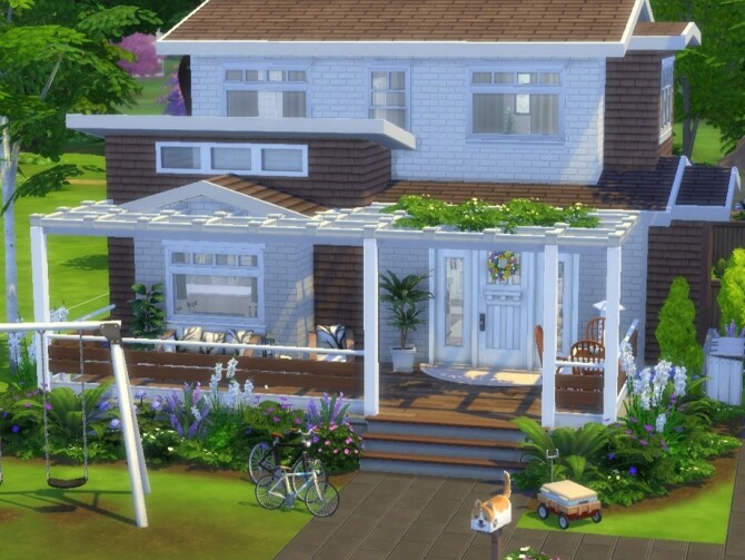 Sims 4 Suburban Family Home by FancyPantsGeneral112 at TSR