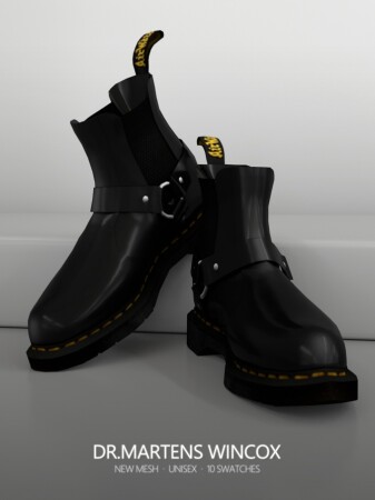 Dr. Martens Wincox at Rona Sims