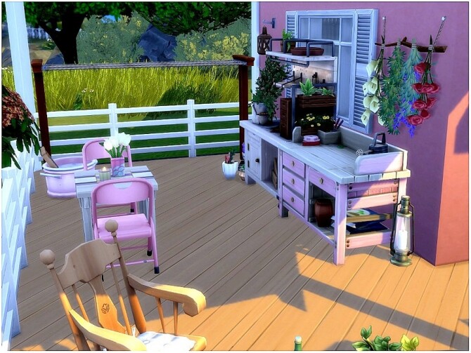 Sims 4 Pink Cottage by lotsbymanal at TSR