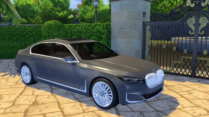 Sims 4 2019 BMW 7 Series at LorySims