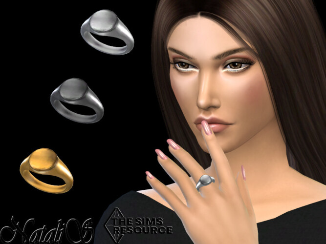 Plain Round Signet Ring Set By Natalis